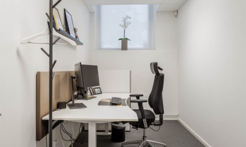 lokalbild 4 - Kontor med lager på banehagsliden 2