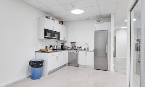 lokalbild 4 - Kontor på Returvägen 1